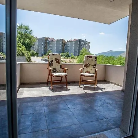 Apartment Mir *